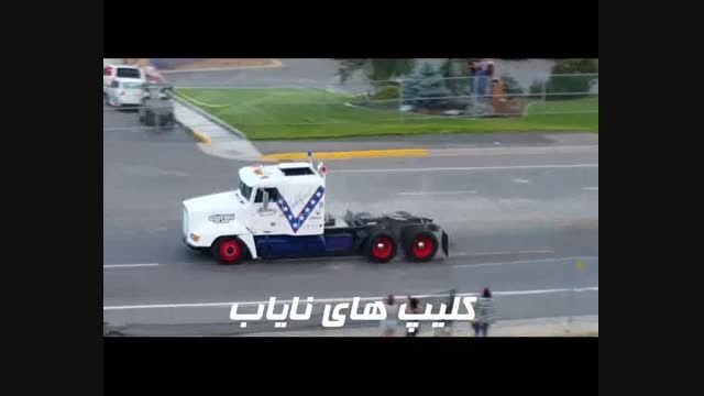 ویدیوی شکسته شدن رکورد پرش با کامیون را ببینید