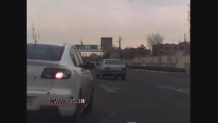 تعقیب و گریز پلیس با خودروی مزدا 3 درپایتخت!!!!