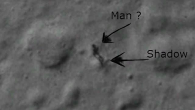 تصویری عجیب از موجودی شبیه انسان در ماه