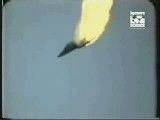 ناشی گری خلبان f-18  و انفجار a-4