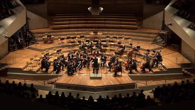 Mozart . Notturno for 4 orchestras . Reinhard Goebel