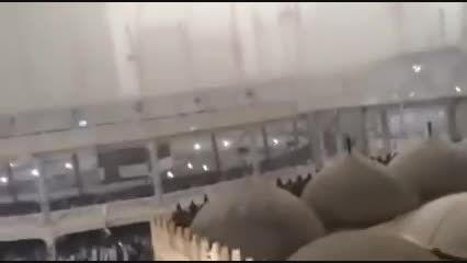 ویدیو جدید از لحظه سقوط جرثقیل در مکه مکرمه