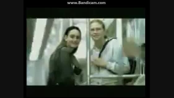 زایه شدن دخر در مترو :))