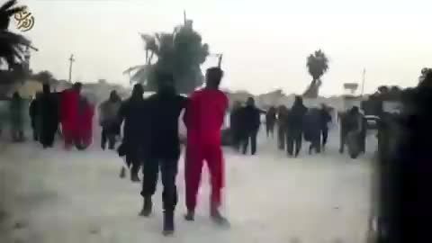 اعدام 8 سرباز توسط حرومزاده ها