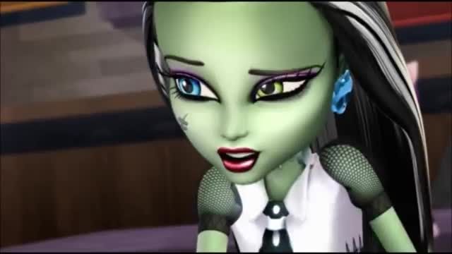 Monster High Freaky Fusion Music Video