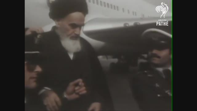 امام خمینی به ایران باز می گردد (1979)