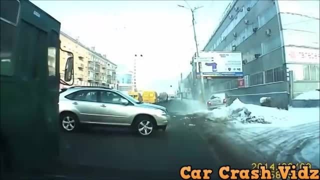 تصادفات برف و یخ
