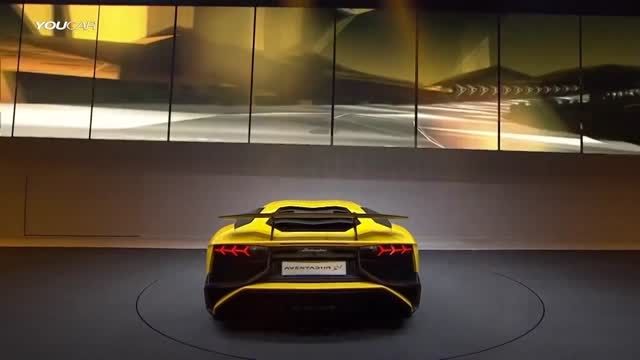 معرفی Lamborghini Aventador SV توسط اشتفان وینکلمن