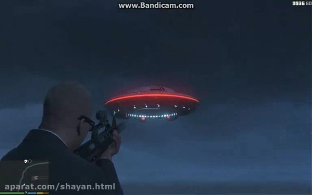 UFO در V (حق نشر رعایت شده)