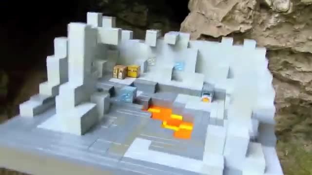 LEGO Minecraft Cave