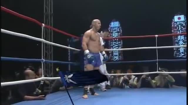 مبارزه مایک زامبیدیس و تاکایوکی کوهیروماکی 2004