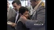 سید طاها حسینی در آغوش رییس جمهور