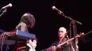کنسرت کاوه یغمایی در ونکوور و اجرای یک آهنگ بی کلام زیبا (گیتارالکتریک و سه تار)