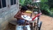 اجرای جاز توسط یک کودک فقیر هندی