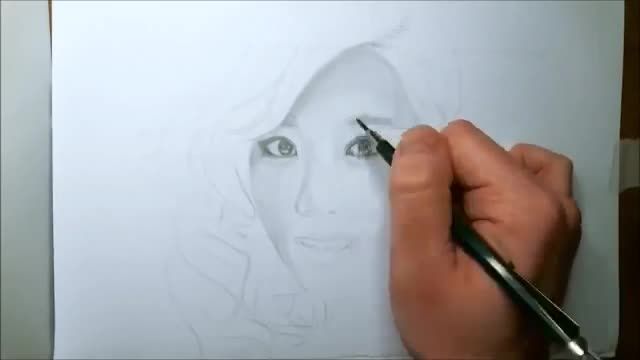 taeyeon drawing