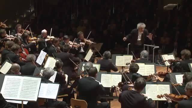 Brahms . Symphony No. 1 . Sir Simon Rattle
