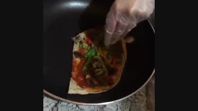 درست کردن پیتزا در ماهی تابه