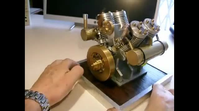 موتور استرلینگ چهار سیلندر(v4)