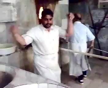 رقص در نانوایی