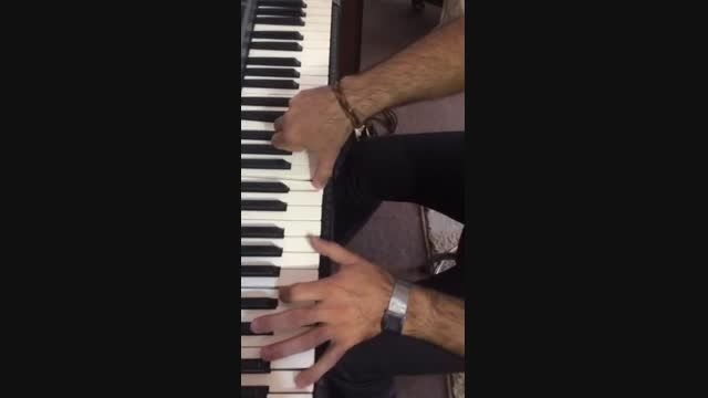آواز با پیانو( تو دنیای منو میسازی)