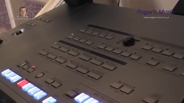 Keyboard Yamaha Tyros 5
