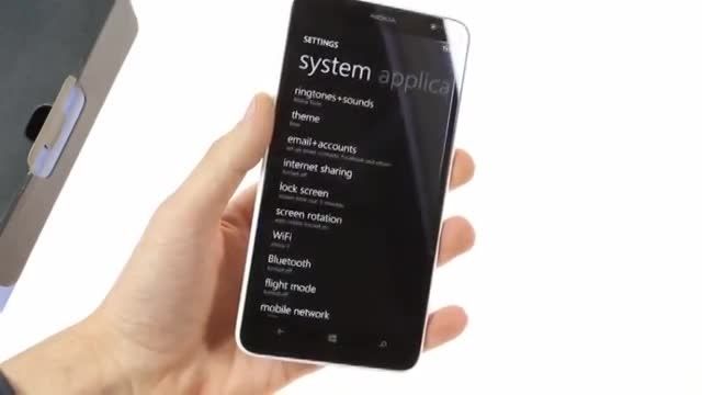 Nokia Lumia 1320: hands-on