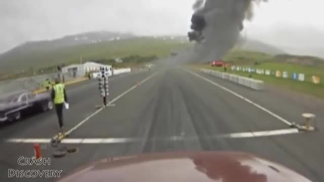 Footage of aircraft crash in Iceland