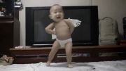 رقص Gangnam Style بچه نوزاد!!