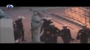 بیهوش شدن جوان بحرینی زیر مشت و لگد نیروهای آل