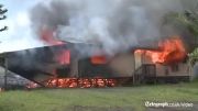 خانه ای روی آتش در اثر گدازه آتش فشان - دانستنیها
