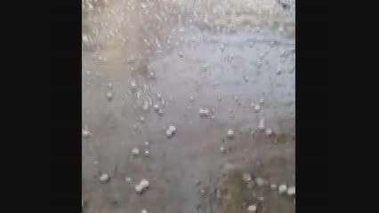 بارش تگرگ در جزیره خارک