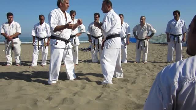 کمپ تابستانی کیوکوشین کاراته تزوکا ایران 94شیهان عمادی1