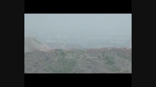 انهدام دو خودروی نظامی و فرار سربازان سعودی