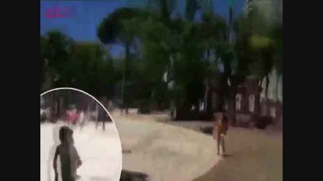 گاو دیوانه 11 نفر را مجروح کرد+فیلم ویدیو کلیپ باحال