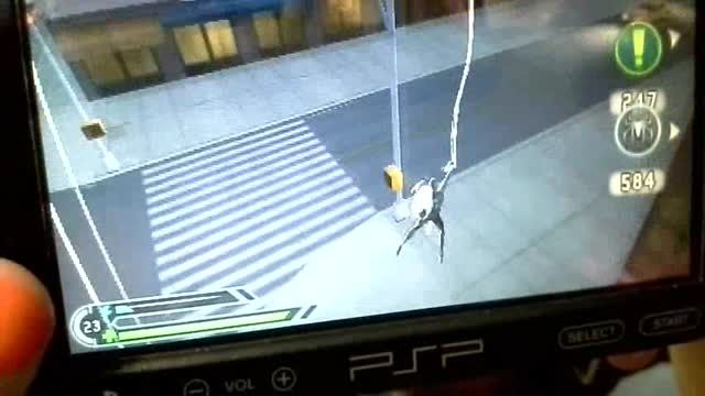 گیم پلی بازی spiderman روی PSP