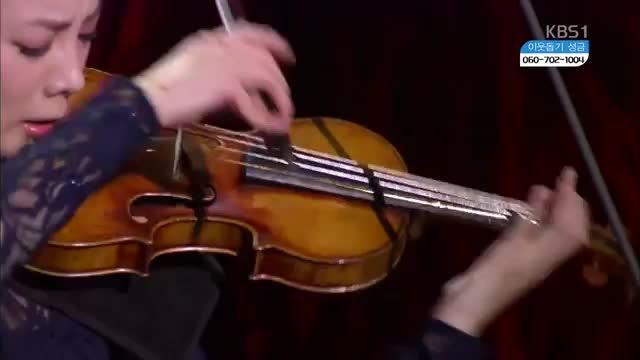 ویولن از كلارا جومی كانگ - Kroll Banjo and Fiddle