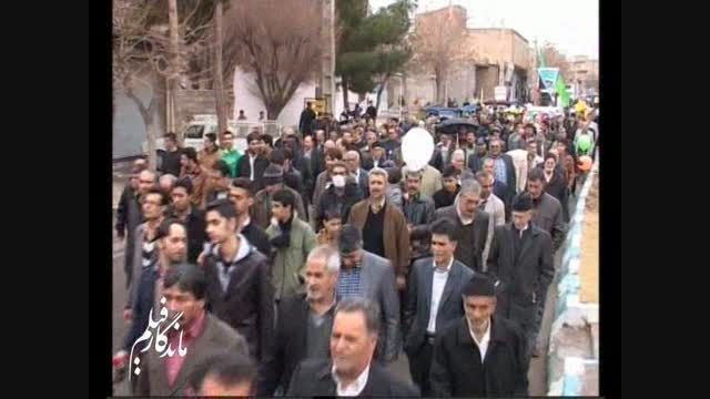 راهپیمایی مردم شهر زاویه در روز 22 بهمن سال 1393