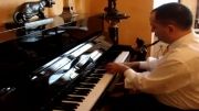 اجرای زیبای آذری با پیانو