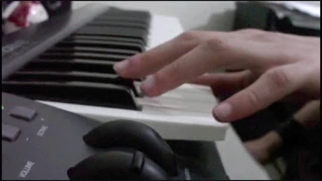 دو نوازی پیانو و چلّو (الکترونیک) Lux &AElig;terna