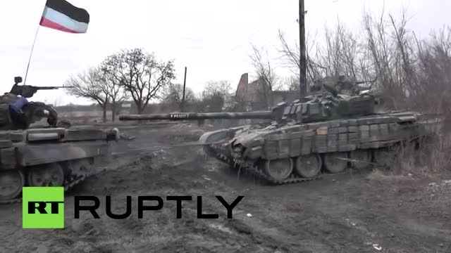 تانک های غنیمت گرفته شده از ارتش اوکراین توسط شورشیان