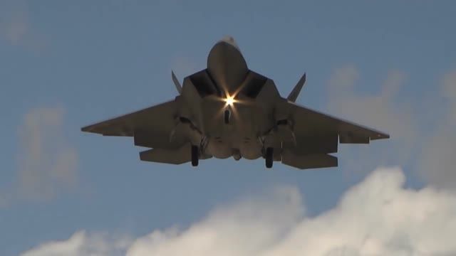 F-22 Raptor Stealth Tactical Fighter &bull; Like It Or Not