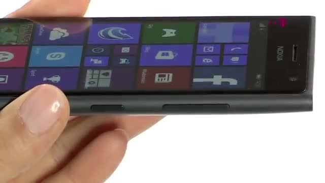 Nokia Lumia 735-