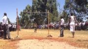 پرش از مانع در دبیرستان کنیا