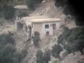 شلیک توپ مهلک جنگنده A10 به پناهگاه طالبان در افغانستان