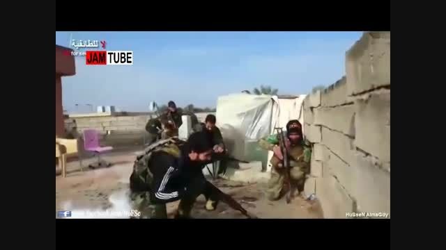 آتش زدن زمین زیر پای داعش توسط نیروهای مردمی