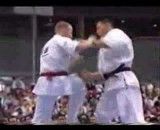 مبارزه کیوکوشین کاراته اینه !!!