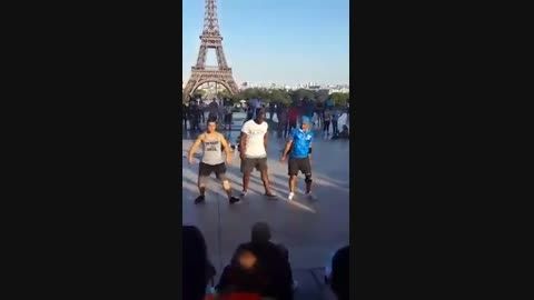 رقص جالب در پاریس