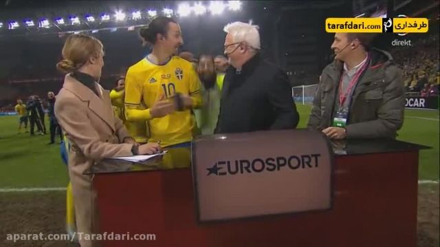 وقتی شادی بازیکنان سوئد، مصاحبه زلاتان را خراب می کند