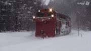 قطار مخصوص برف روبی