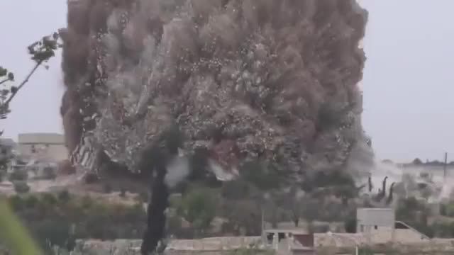 انفجار یک ساختمان دولتی سوریه توسط ارتش آزاد